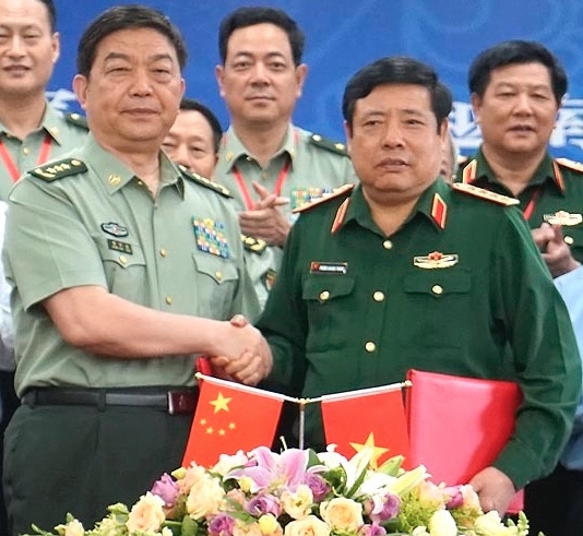 China establece enlace telefónico militar directo con Vietnam y Corea