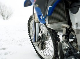 Medidas que el amante de la moto debe seguir con el cambio a la estación fría