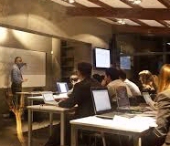 Acuerdo Colaboración de la Escuela de Finanzas EF Business School con Open-Ideas