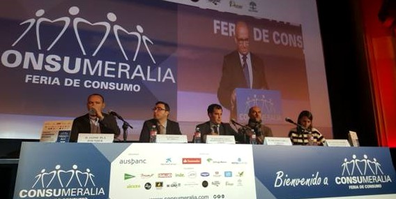Desde izquierda: Jaime Plá (Suop Mobile), Jesús Sanz (Mytriple A), Guillermo García (Ausbanc), Orazio Corva (Car2Go) y Lucía Castro (GuestToGuest).
