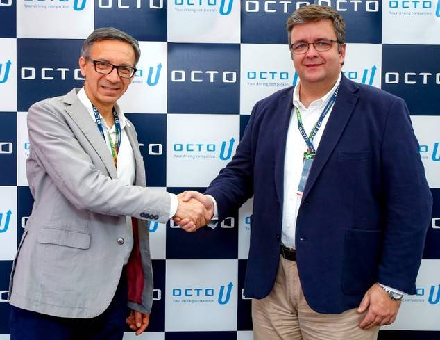 En la imagen, de izquierda a derecha, Davide De Sanctis (Octo Iberia), y Miguel P. Andreu (Balumba)