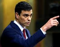 Pedro Sánchez, negro y gualdo