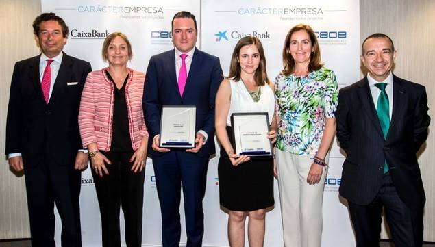 CaixaBank y la CEOE galardonan a AJUSA y Libelium con los premios CarácterEmpresa