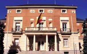 El interés de España y el interés de los partidos