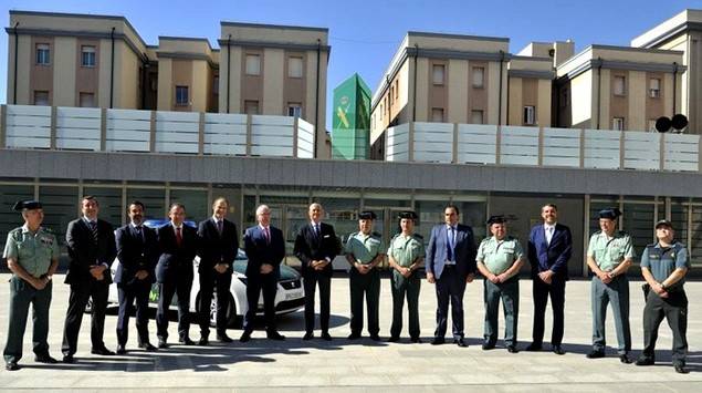 La Guardia Civil entra en la movilidad sostenible de la mano de SEAT y Gas Natural