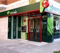 Un juez condena a Unicaja Banco