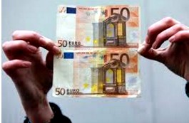Un 20% de comercios evitan un fraude de entre 1.000 y 3.000 euros al año en billetes falsos al usar detector