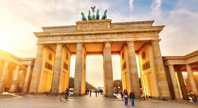 Durante 2015 890.000 refugiados llegaron a Alemania
