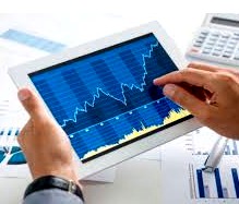 ¿Podría la digitalización de la banca ser la solución a los actuales problemas del sector financiero?