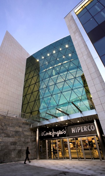 El Corte Inglés incorporará unos 8.500 empleos para la campaña de Navidad