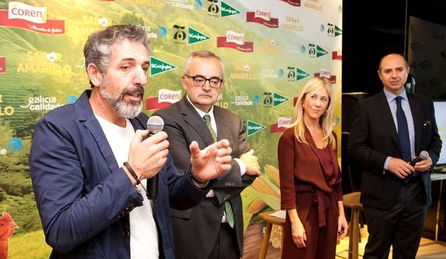 De izquierda a derecha, el Chef Pepe Solla; el director de Galicia Calidade, Alfonso Cabaleiro; la directora comercial de Huevos y Ovoproductos de Coren, Cristina Guardiola; y el director de compras de hostelería de El Corte Inglés, Javier Cerro.