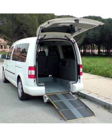 Taxistas de Estepona se quejan del peso de la oferta económica para conseguir nuevas licencias