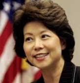 Trump nombra a Elaine Chao como nueva secretaria de Transporte
