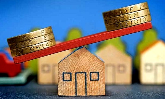 Las hipotecas por debajo de euríbor más 1 % exigen contratar más de cuatro productos vinculados de media