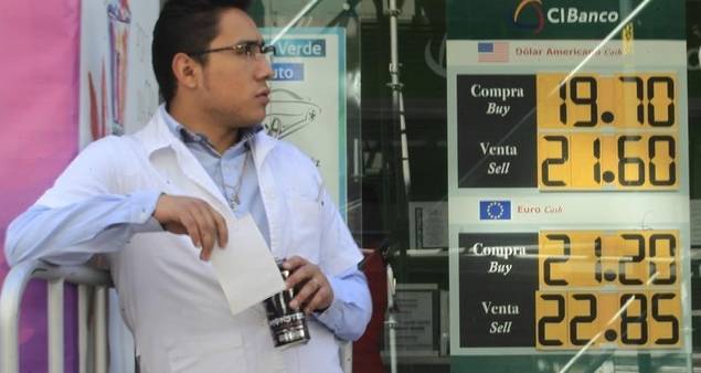 El Banco central de México interviene en mercado cambiario para ayudar al peso