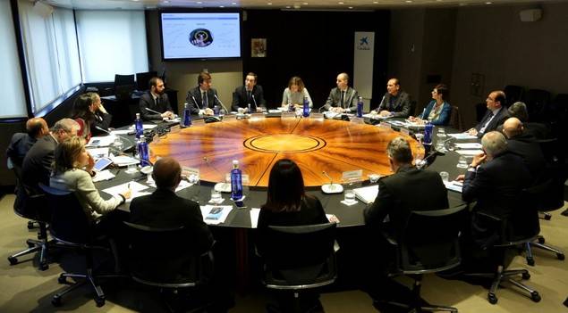 Gonzalo Gortázar comparte los últimos hitos corporativos con el Comité Consultivo de accionistas de CaixaBank