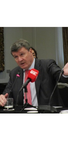 Rafael López Dieguez, durante un momento de su intervención (© Foto José Luis Barceló)