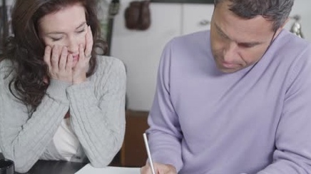 Se desmienten los tópicos, los ‘millennial’ sí ahorran