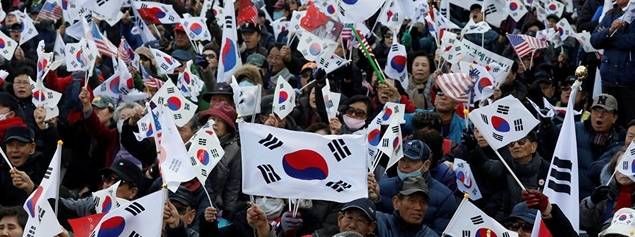 Una victoria del favorito Moon Jae-in puede traer calma a la península coreana y preocupación en la oposición