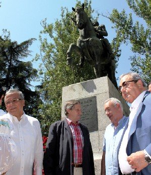 La Izquierda española apoya la reelección de Hugo Chávez