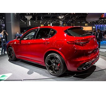 Alfa Romeo ha presentado el Stelvio más deportivo, el SUV que faltaba en la familia