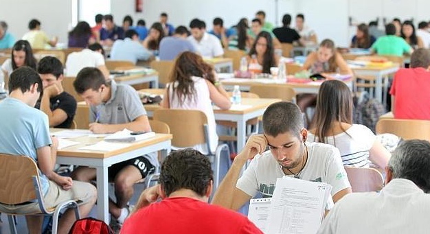 ¿Has recibido una beca? Cuidado, puede que tengas que presentar la declaración de la renta