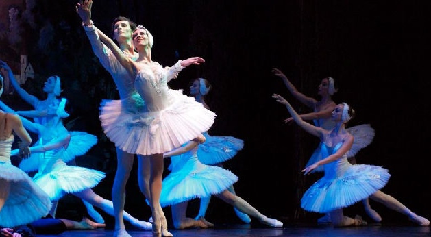 'El Lago de los cisnes' en el Teatro de la Luz Phillips Gran Vía
