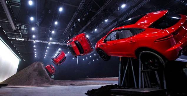 El nuevo Jaguar E-Pace da un paso más y “levanta el vuelo”