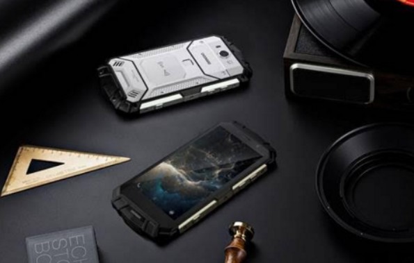 DOOGEE S60, la reinvención del teléfono móvil robusto