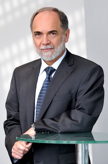 El Dr Joseph Reger, CTO, Fujitsu EMEIA.