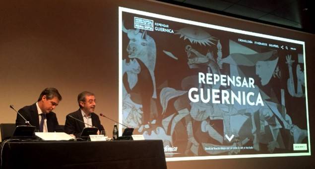En la imagen: de Izq. a dercha Manuel Borja-Villel, director del Museo Reina Sofia, Rafael Fernández de Alarcón director de Patrocinios y Relaciones Institucionales de Telefónica S.A, Rosario Peiró, jefa del área de Colecciones; Olga Sevillano Pintado, responsable de Programas Virtuales del Museo y Jorge García Gómez-Tejedor, jefe del departamento de Conservación y Restauración.