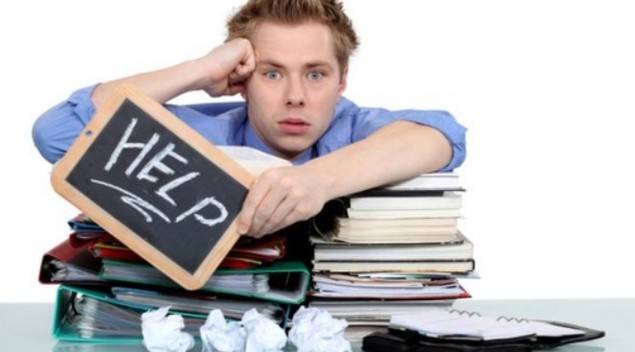 Casi seis de cada diez becarios en prácticas no recibe remuneración económica