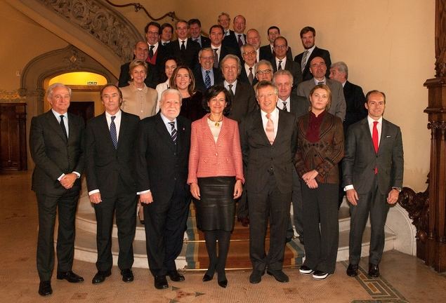 Ana Botín con empresarios catalanes.