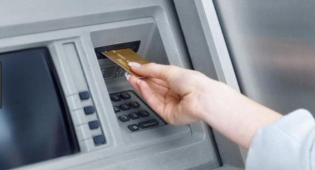 Arquia Banca firma un acuerdo con el operador de cajeros automáticos Cardtronics