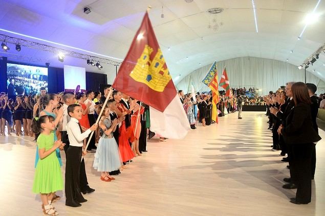 Gran nivel en el Campeonato de España de baile Standard celebrado en Marina d’Or