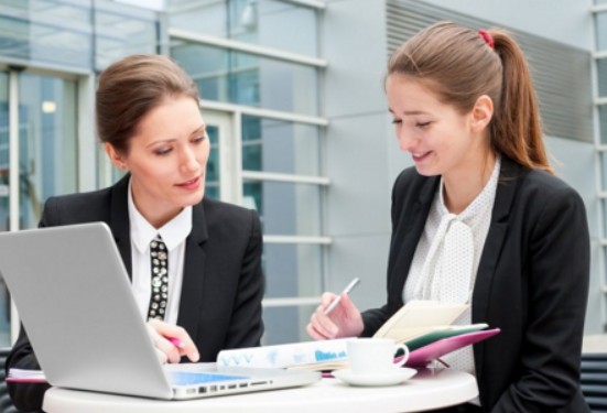 Becarios en plantilla, una oportunidad para estudiante y empresa