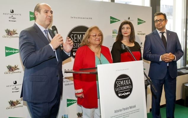 De izquierda a derecha, Javier Cerro, Amada Álvarez Pico, Olaya Nevares y Julio González Zapico.