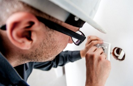 Para todos los trabajos de reparación en tu hogar, hay un equipo de profesionales calificados