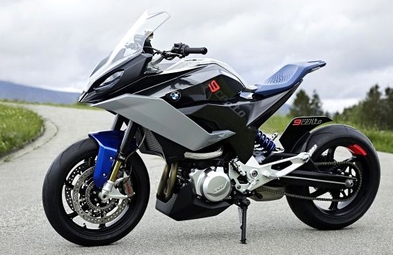 BMW Motorrad Concept 9cento: una motocicleta inteligente para la carretera