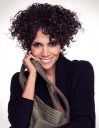 Deichmann presenta una nueva colección con la imagen de Halle Berry