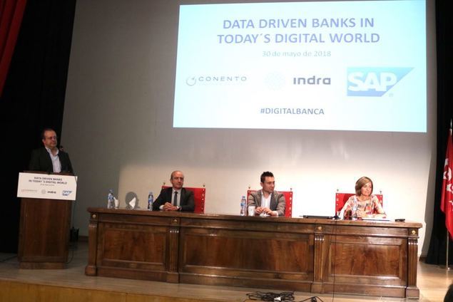 El dato bancario impulsa la transformación de las entidades financieras en plataformas digitales