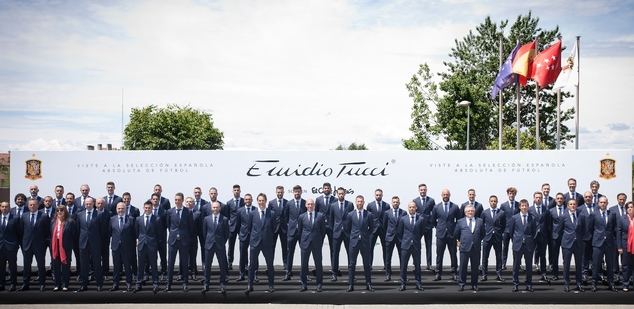Moda de Emidio Tucci para vestir a La Roja en el Mundial de Fútbol de Rusia