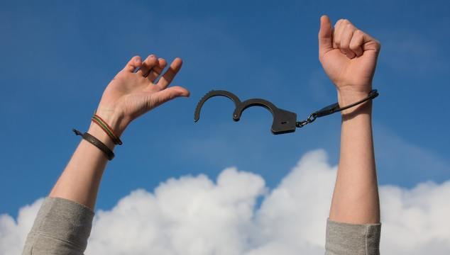 ¿Qué hábitos pueden ayudarte a alcanzar la libertad financiera?