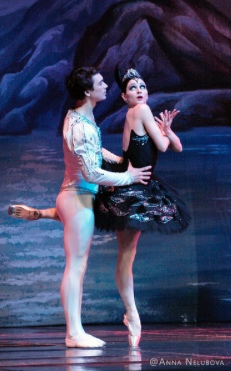 El Lago de los Cisnes vuelve a Madrid