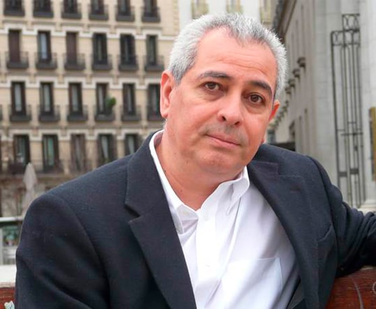 Jorge Eduardo Benavides, autor del libro.