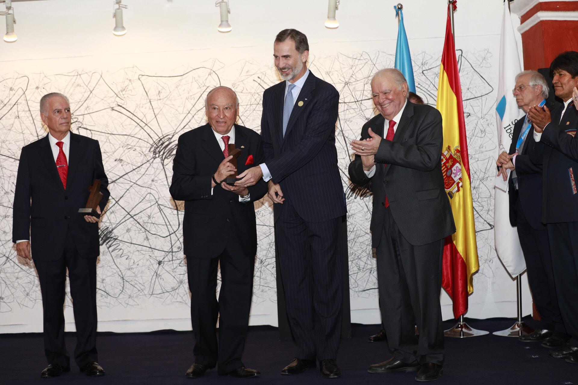 El Rey Felipe VI entrega en La Antigua los premios empresariales
