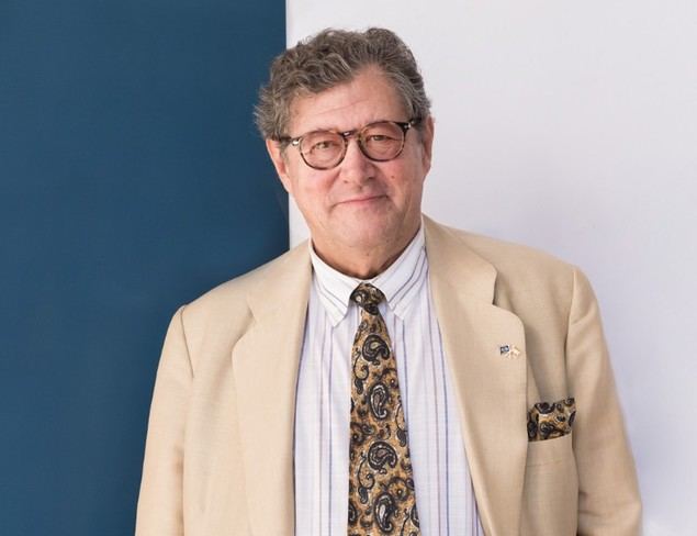 Enrique Calvet es eurodiputado del Grupo ALDE y presidente de ULIS.