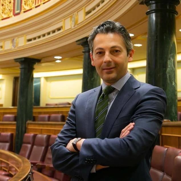 El diputado Andrés Núñez Giménez, que ha iniciado una fecunda labor parlamentaria. 