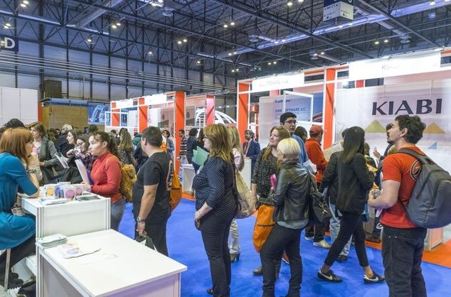 La Cámara de Comercio reúne a empresas y jóvenes desempleados en la Feria de Empleo Madrid