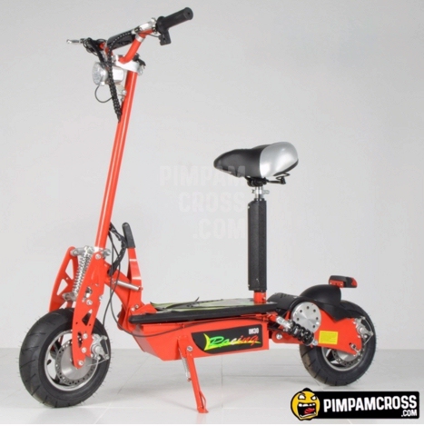 Los scooter y patinetes eléctricos se convierten en el transporte favorito en ciudades